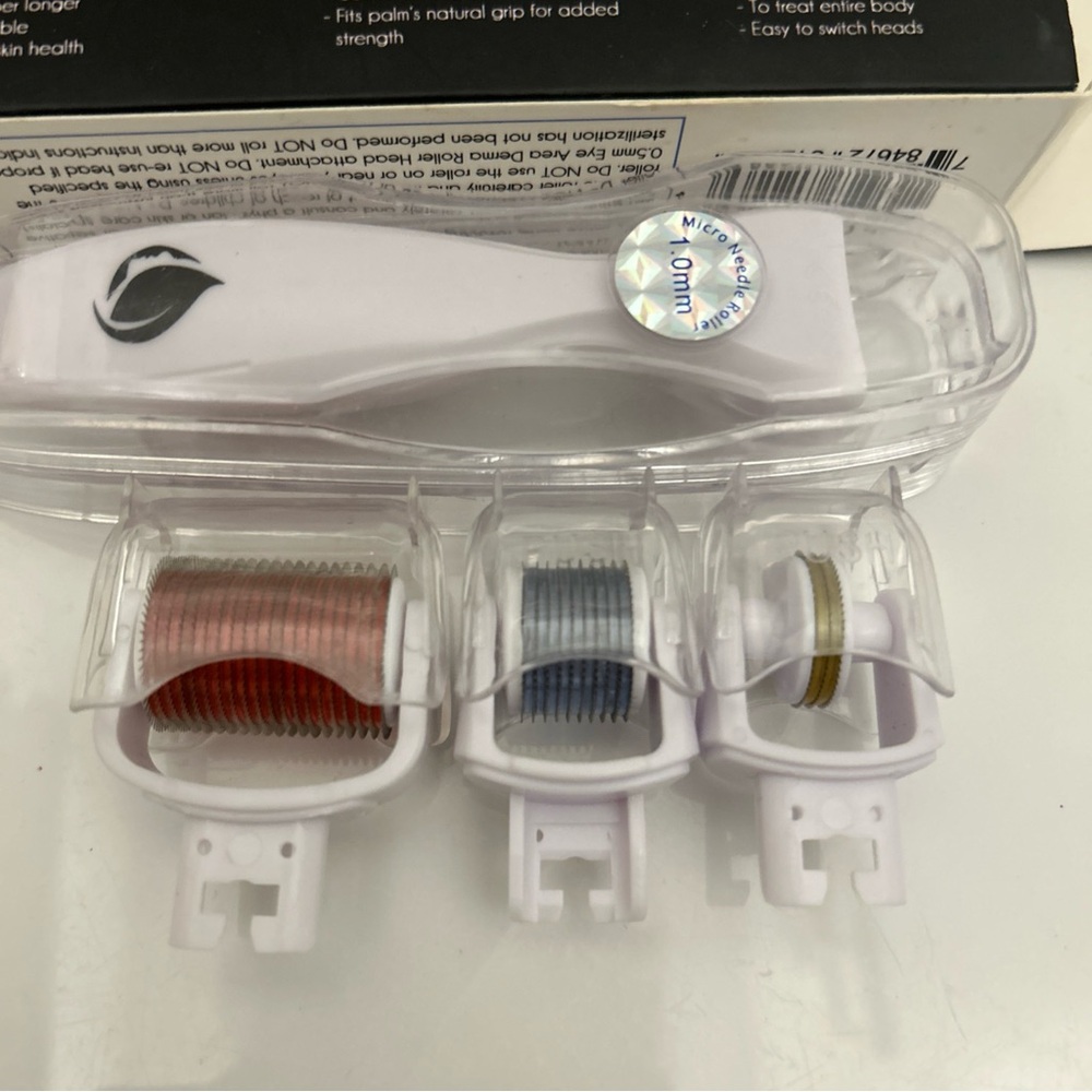 Derma Roller Set with Interchangeable Heads - White